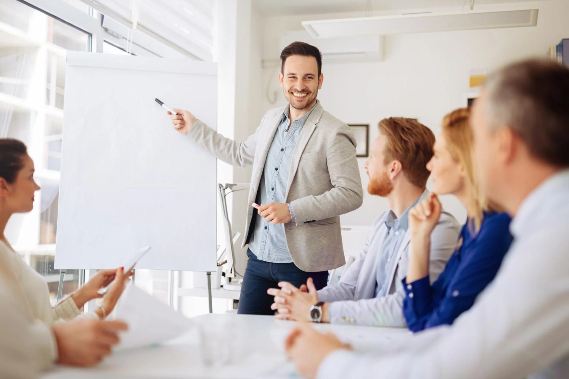 Why Gamification Services Work Better Than Traditional Training