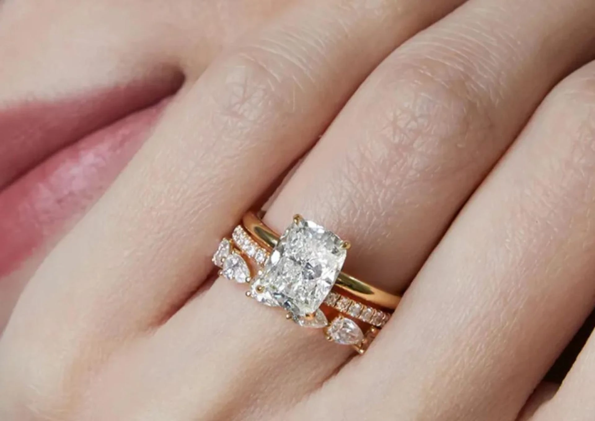 Diamond Ring Wedding Styles That Reflect Modern Women