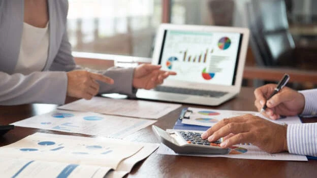 How Contract Lifecycle Management Supports Regulatory Compliance