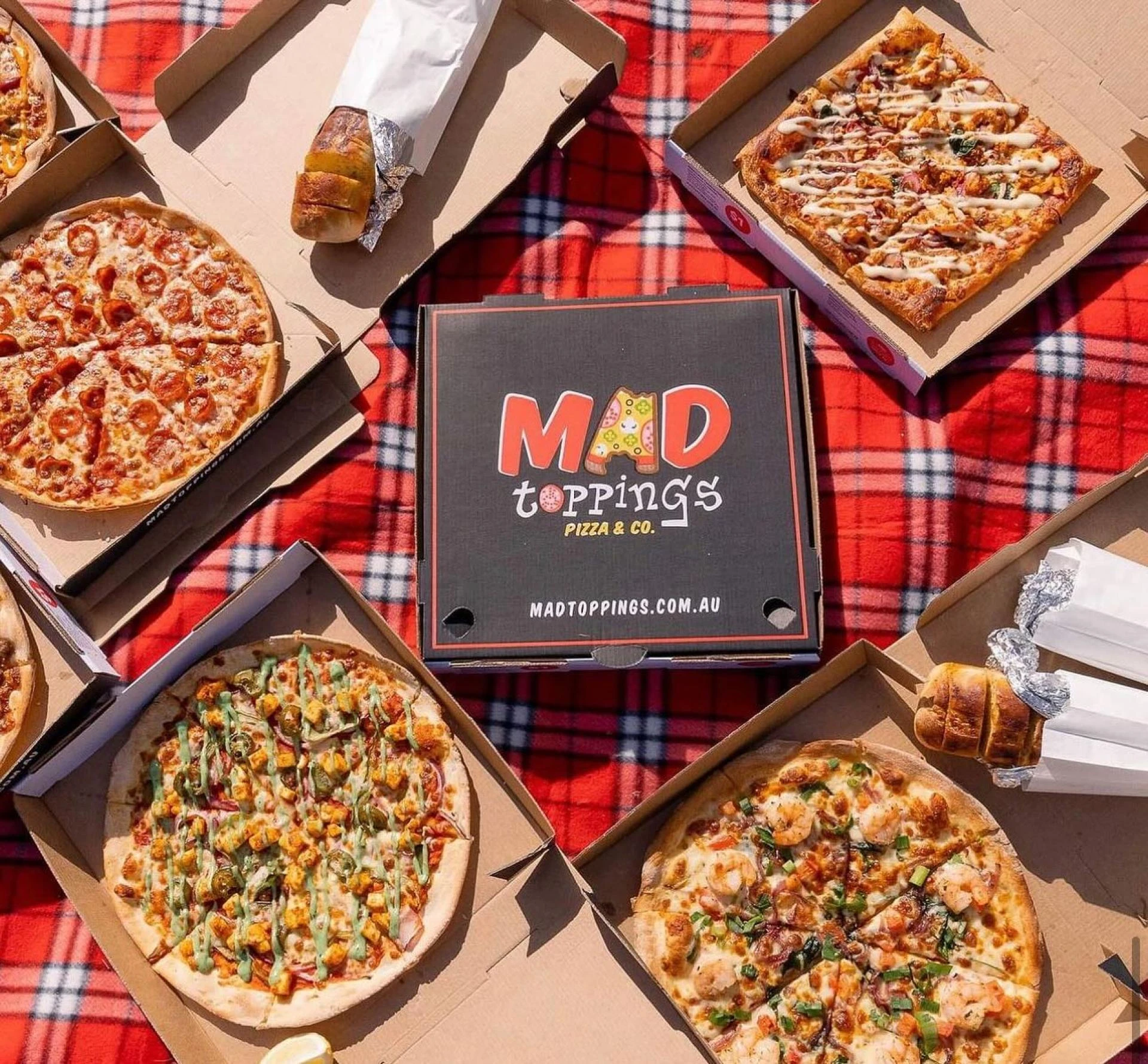 Great Food, Zero Fuss: Why Families Choose Mad Toppings Crows Nest