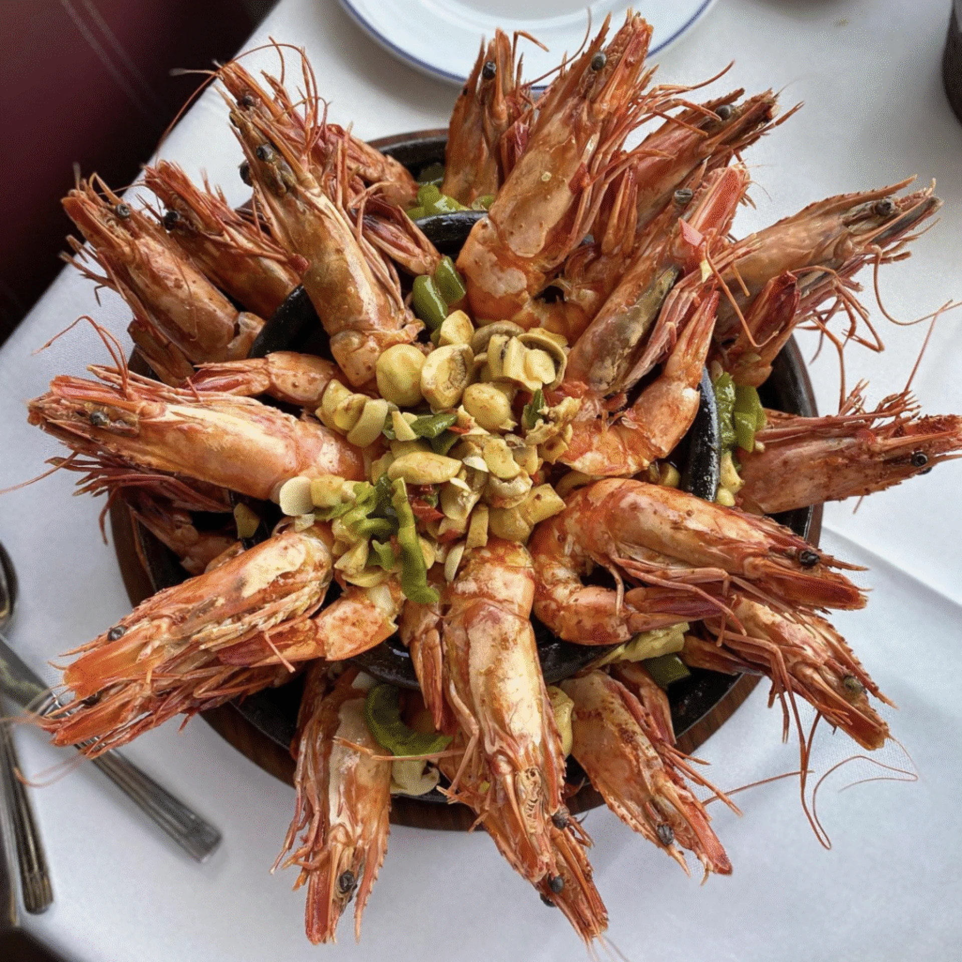 Exploring Istanbul’s Best Galata Bridge Restaurants: Seafood, Views, and Tradition