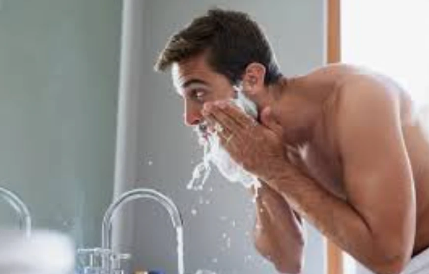 The Hidden Secret Behind a Well-Groomed Beard: Choosing the Right Cleanser