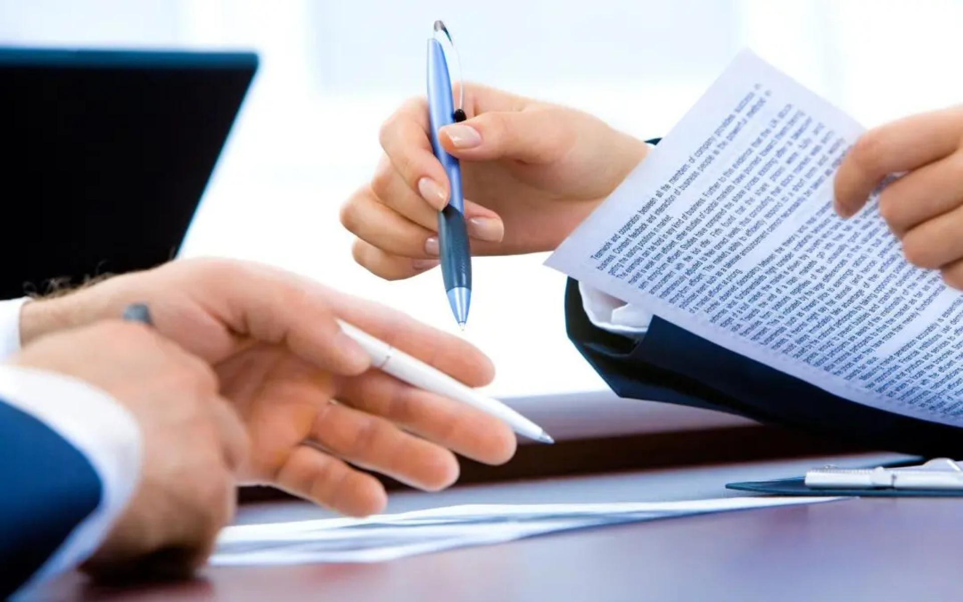 Financial and Bank Document Translation Services for Global Compliance