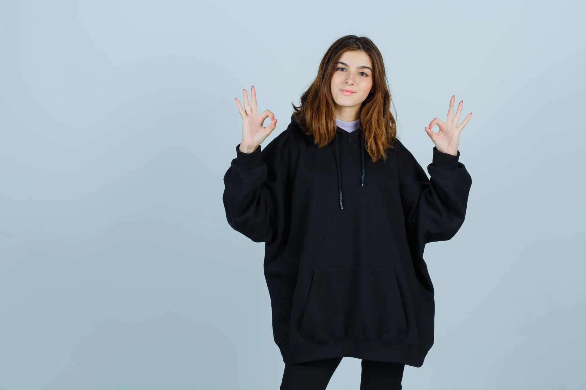 Oversized sweatshirt vs regular fit : Which suits your body type