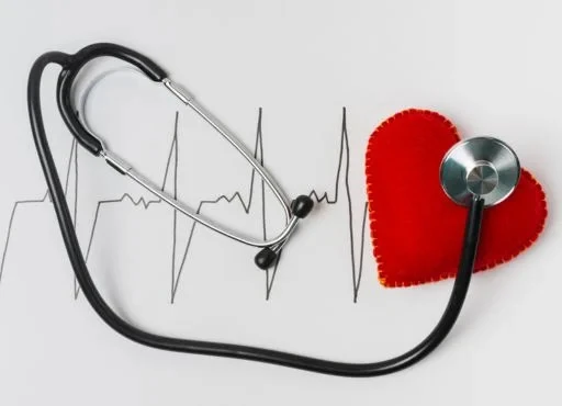 Chest Pain: When Should You See a Cardiologist?