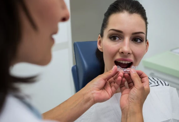Are Braces Without Color Better for Adults and Working Professionals?