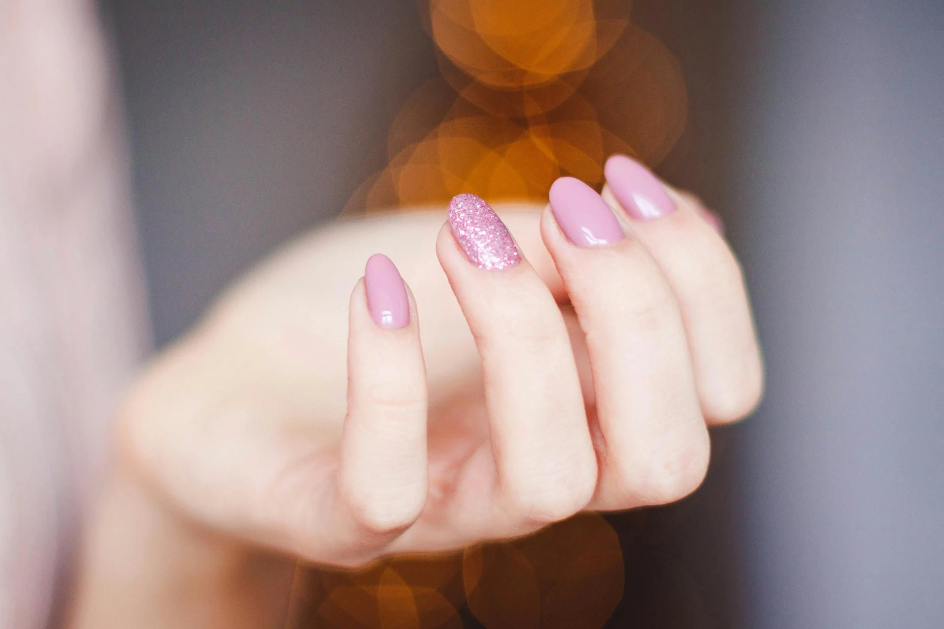 Valentine’s Day Nails – Elegant & Trendy Looks to Fall in Love With