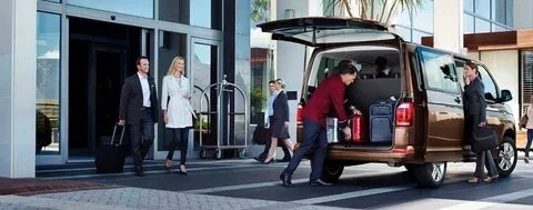 Wedding Chauffeur Hire: Adding Elegance to Your Special Day