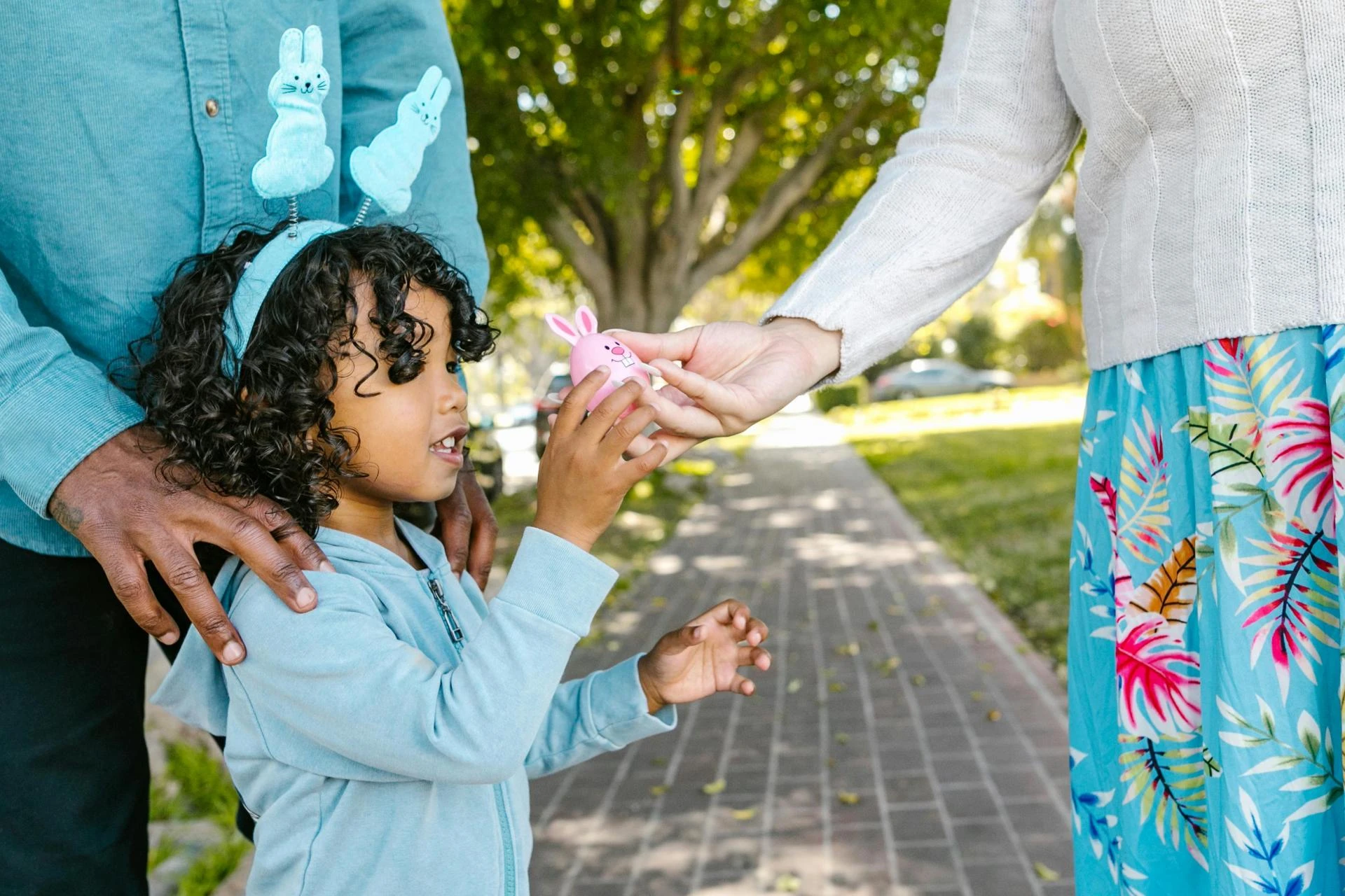 How to Choose the Best Catholic Easter Gifts for Family?