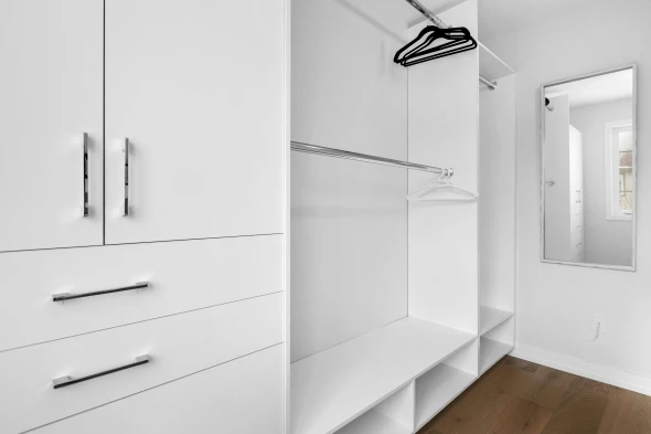 How Can Custom Built-In Wardrobes in Sydney Be One of Your Best Investments?