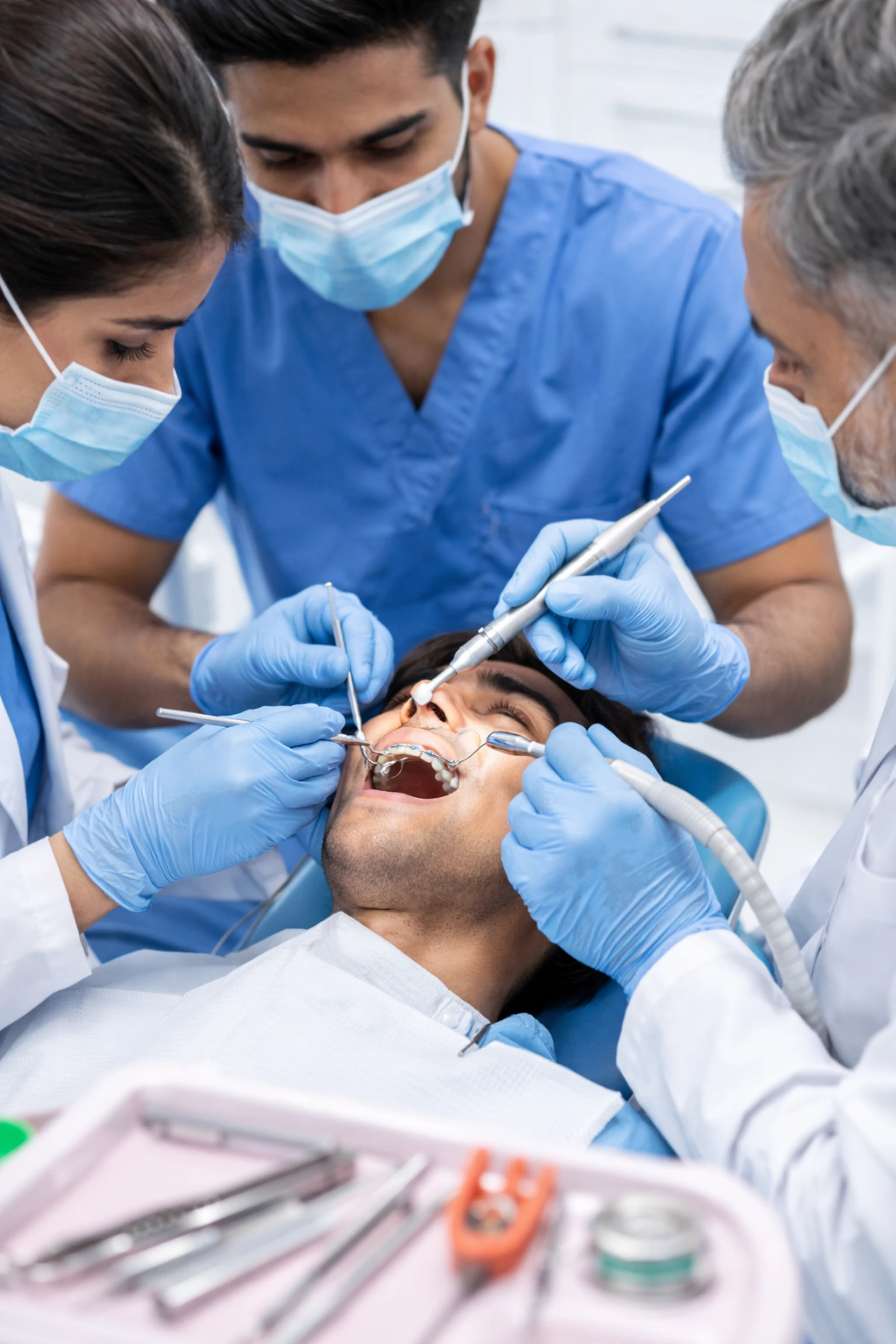 Dental Surgeon in Lahore: Advanced Care for a Stronger, Healthier Smile