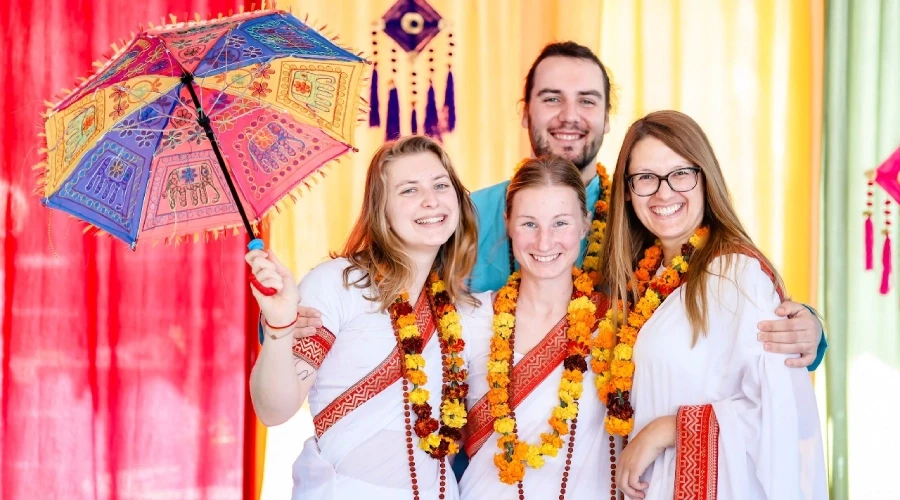 Complete Guide to 200 Hour Yoga Teacher Training Rishikesh