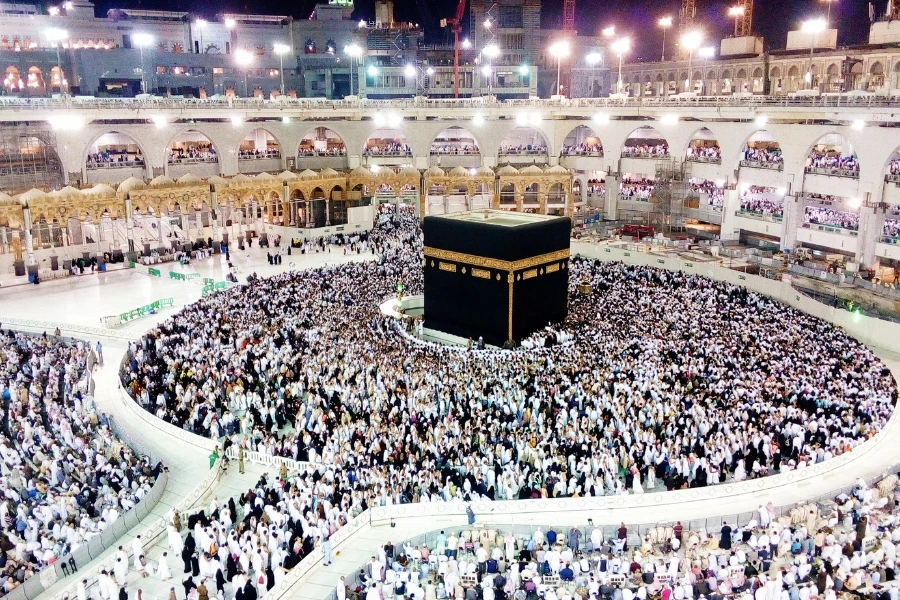 How to Choose Right Hajj Package for Budget Preferences?