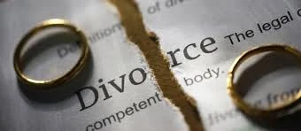 10 Essential Questions to Ask Before Hiring a Divorce Lawyer in Phoenix