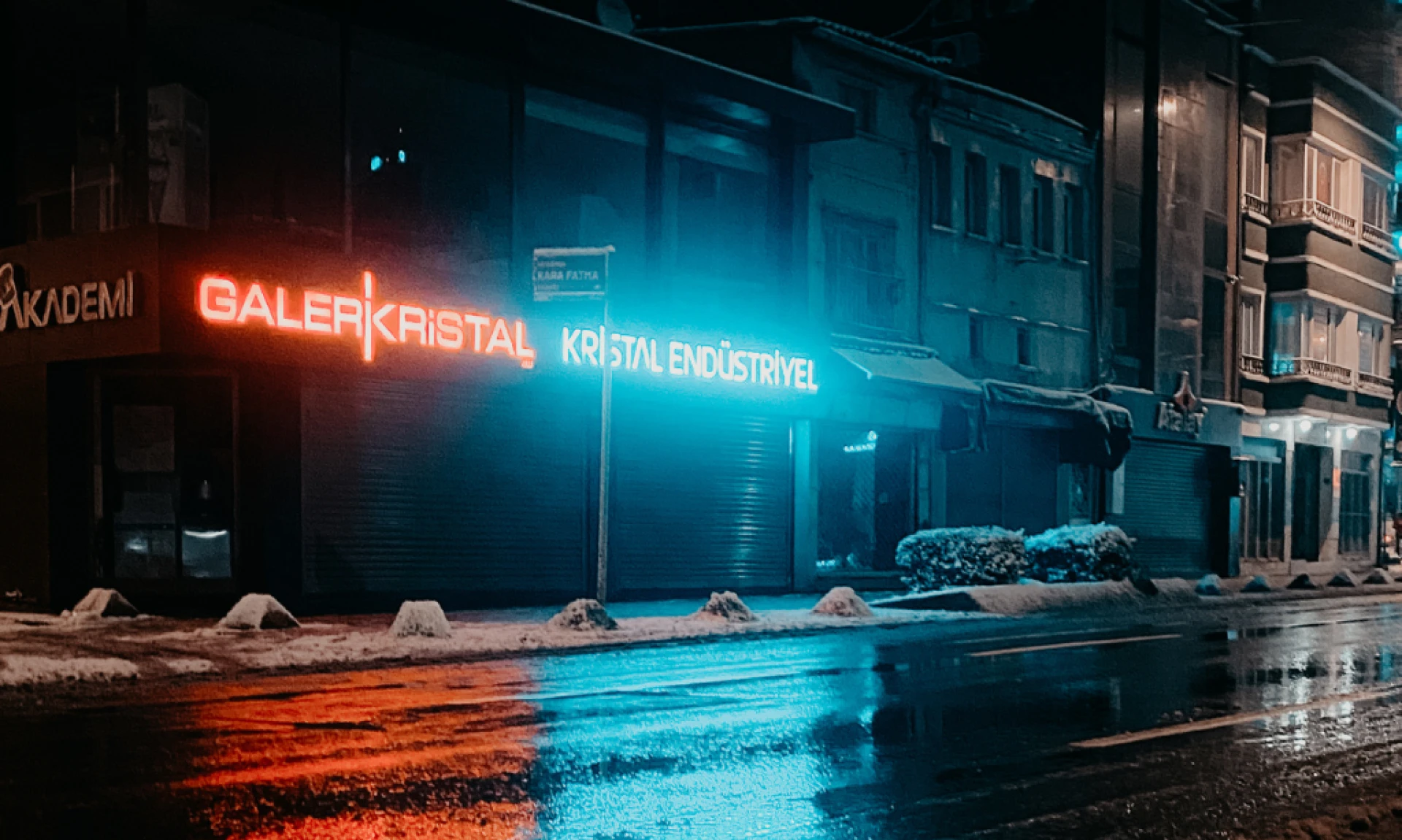 🌆 Outdoor & Indoor Signage Solutions in Dubai: Complete Branding Guide ✨