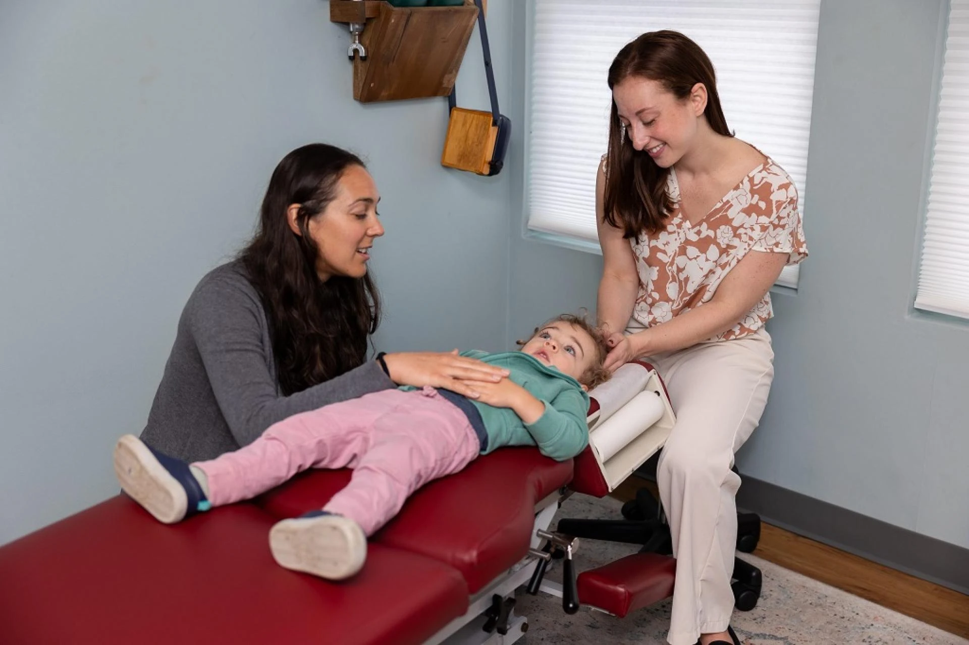 How Chiropractors Beverly MA Help Relieve Chronic Back and Neck Pain