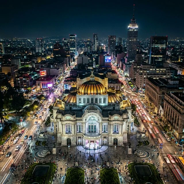 Santiago de Chile: Historia, Montaña y Vida Nocturna