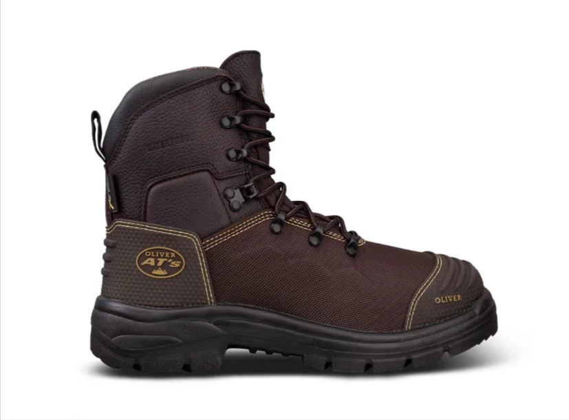 Safety Shoes for Healthcare Professionals: Addressing Comfort and Hygiene