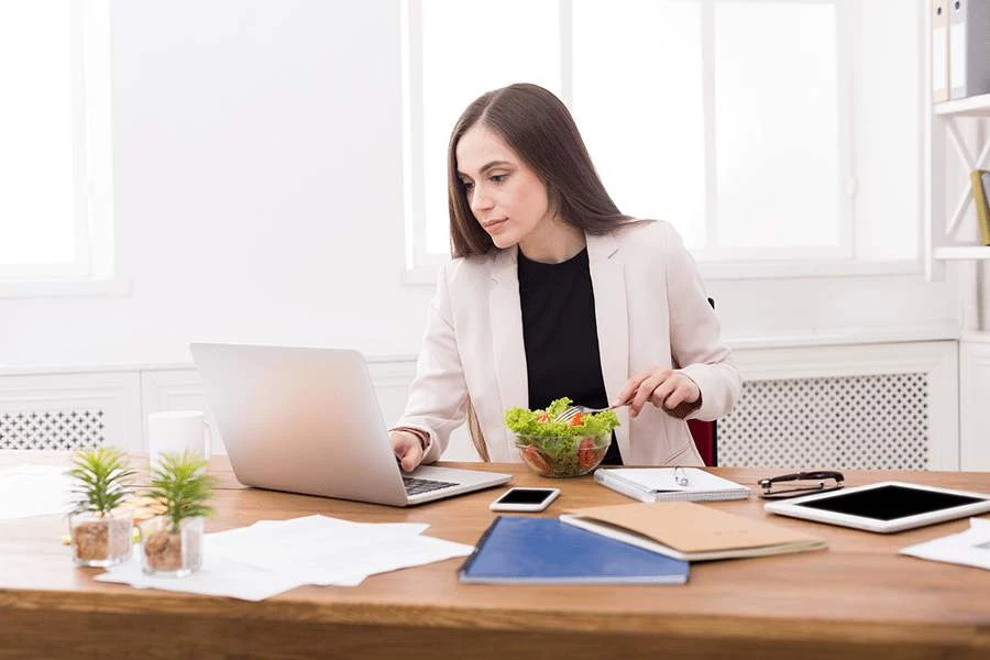 8 Common Federal and State Labor Law Poster Mistakes Employers Make