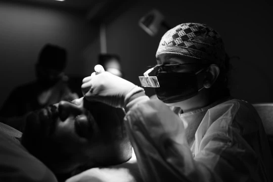 How to Choose the Right Hair Replacement Clinic for Lasting Results