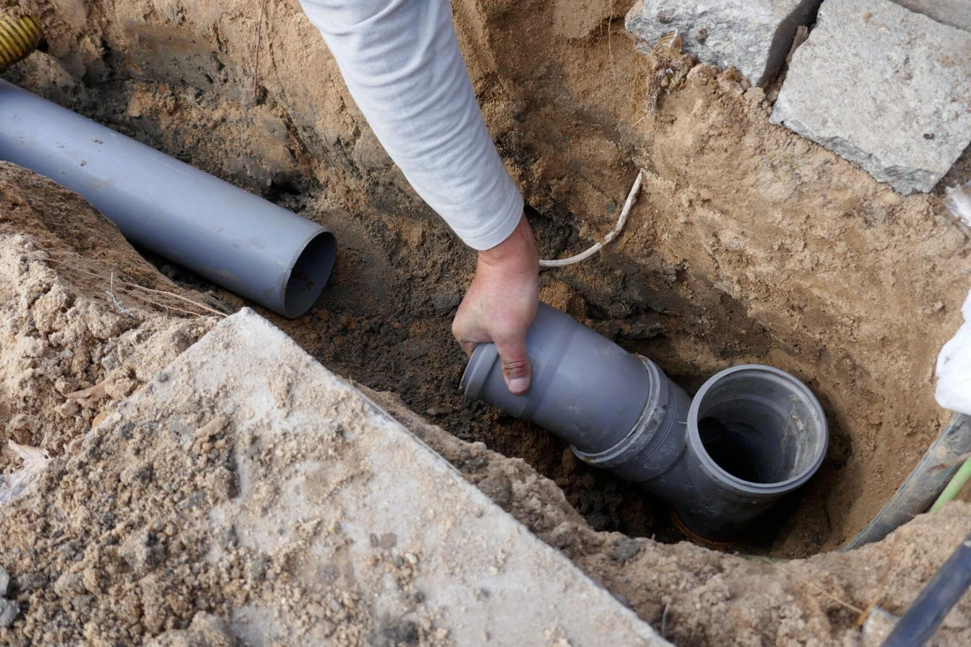 Modern Plumbing Solutions: Why Trenchless Sewer Line Repair Is Changing the Industry