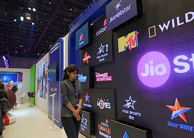 People Walk Past Your Space Every Day. Most of Them Don't Stop. Here's Why