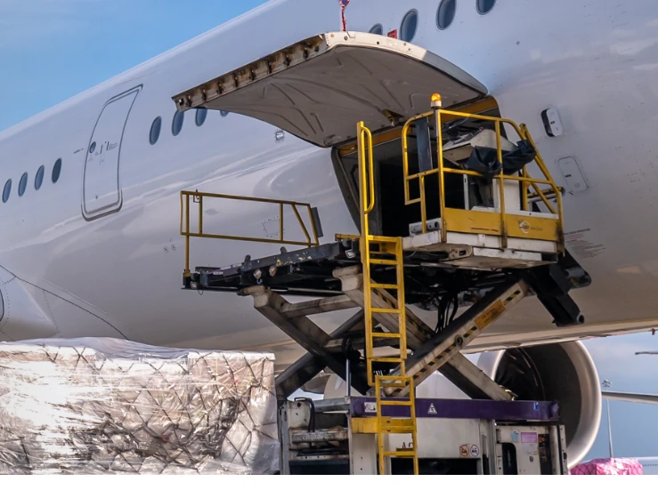 Choosing the Right Private Aircraft Management Companies: Key Factors to Consider