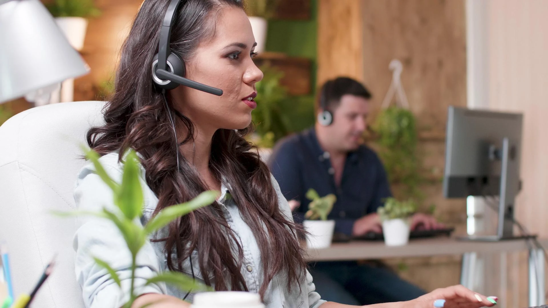 Why U.S. SaaS Companies Are Choosing Nearshore Contact Centers for Technical Support