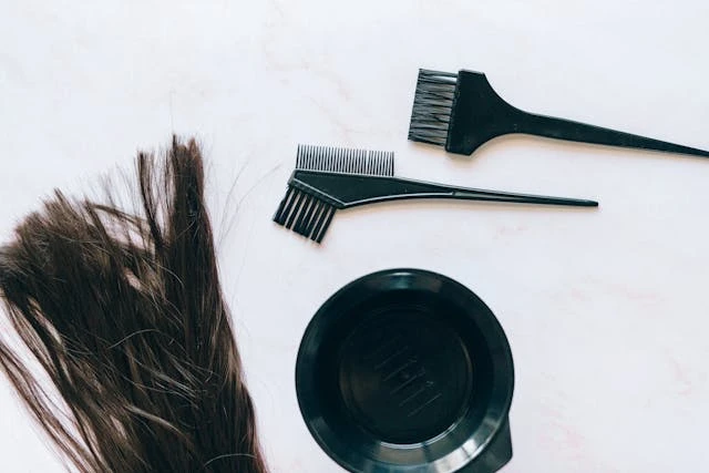 How to Deal with Hair Thinning Postpartum 