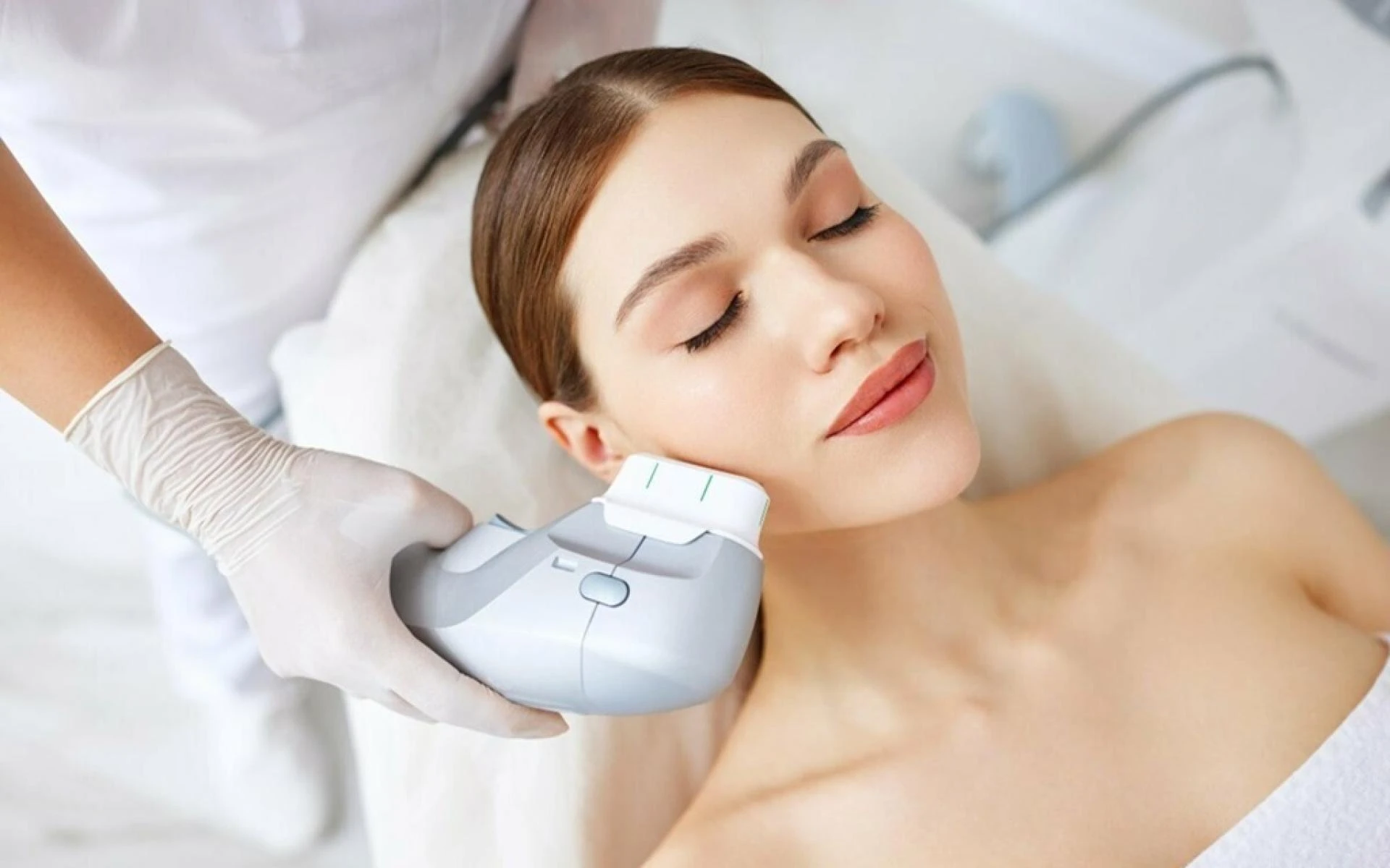 Can HIFU Treatment Lift Sagging Areas While Boosting Radiance Instantly