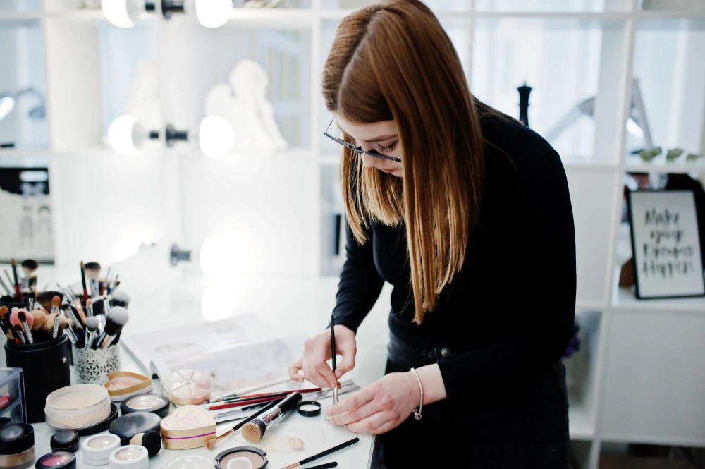 How Salon Inventory Management Software Prevents Product Shortages?