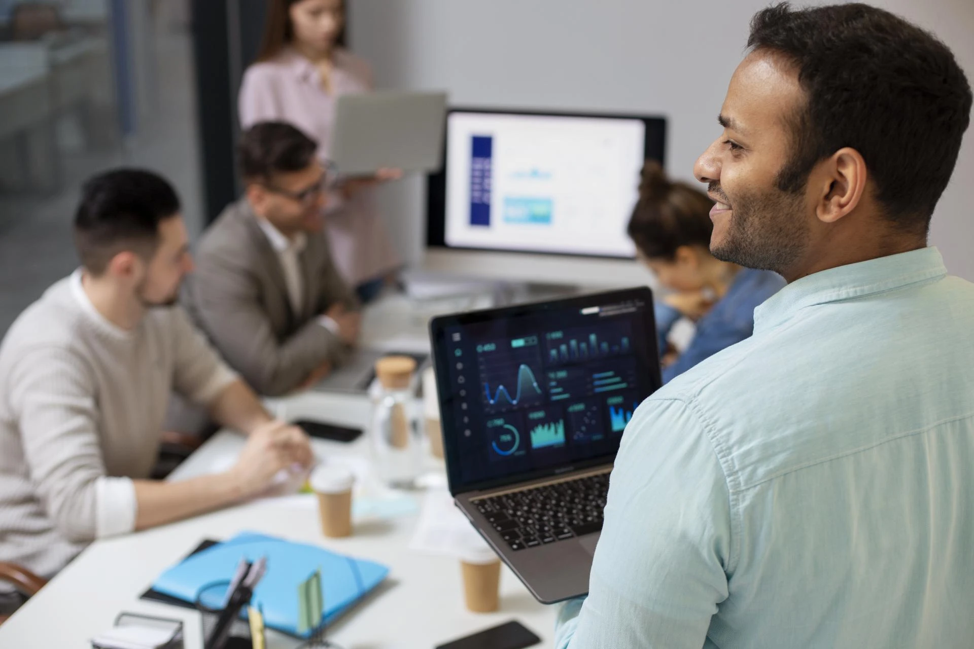 Beyond Timesheets: How Modern Time Tracking Software Improves Productivity