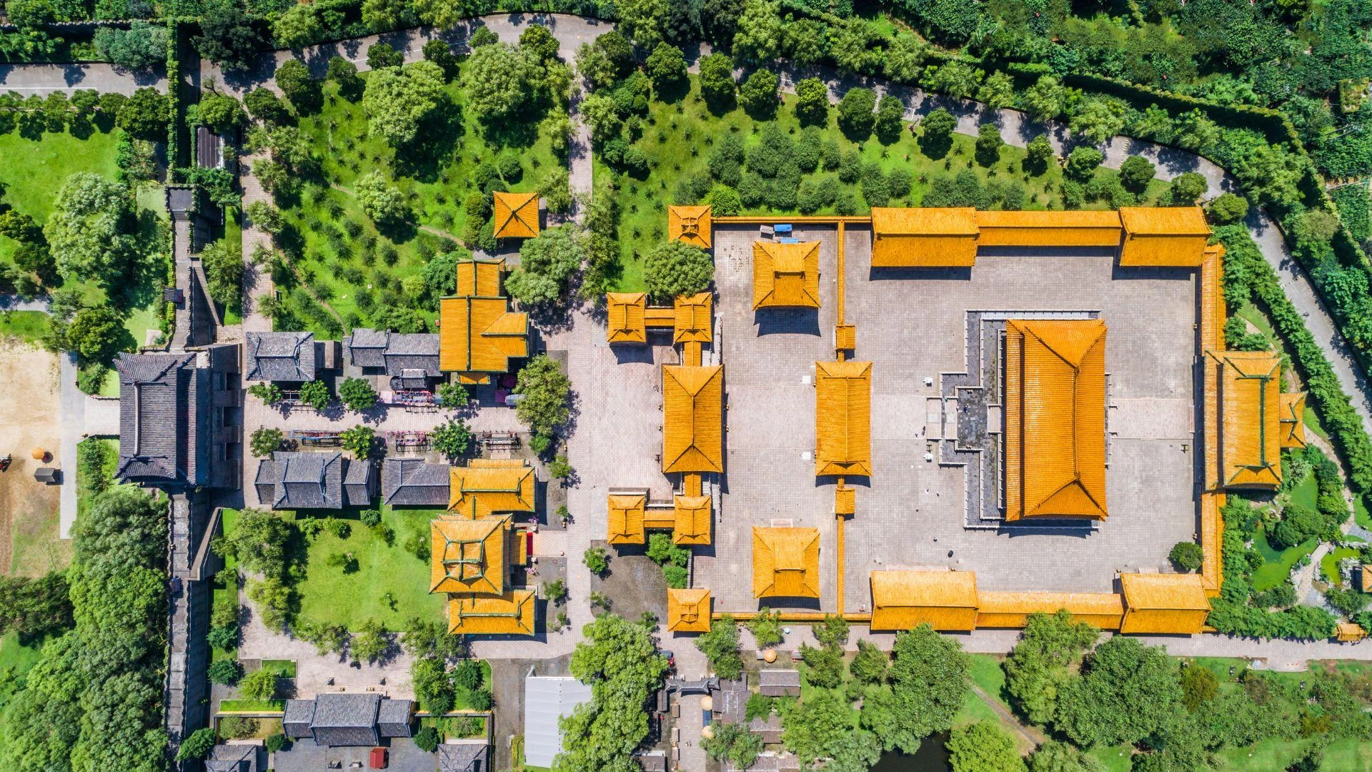 Why Hiring a Local Property Dealer in Sohna Gurugram Reduces Investment Risk (2026 Buyer Guide)