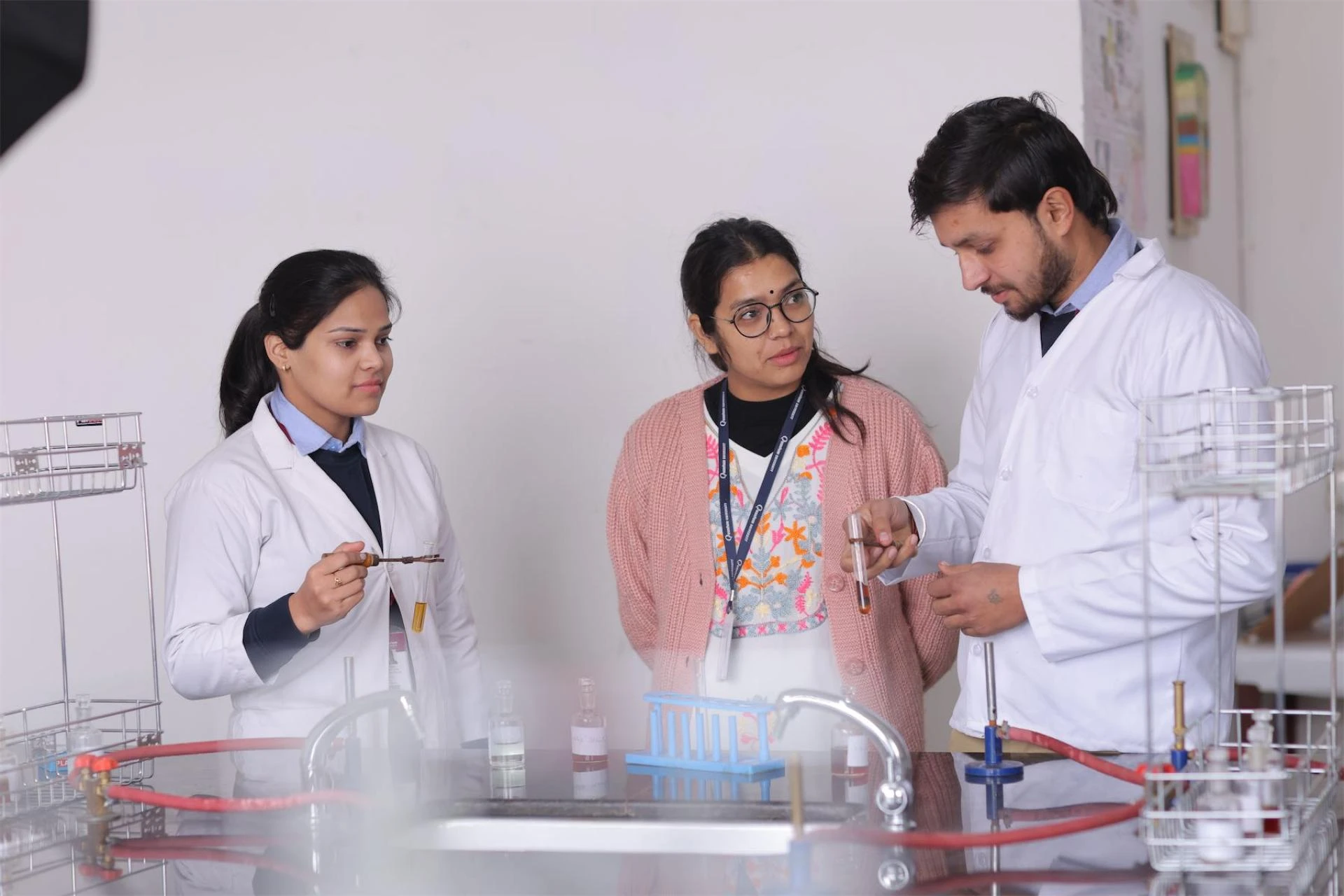 Best Colleges for BBA in Hospital Management