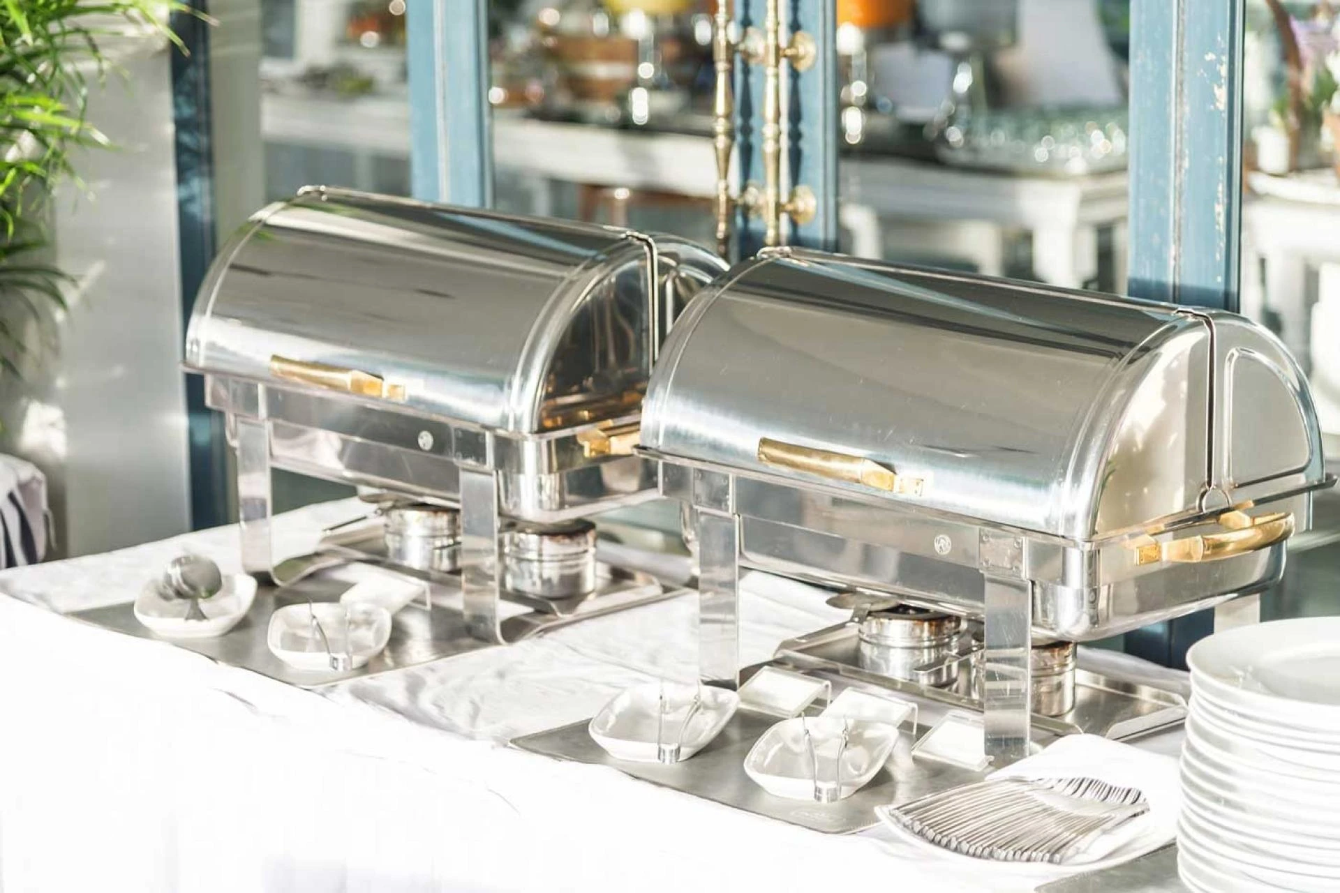 How to Choose the Right Salamander Kitchen Equipment for Your Restaurant