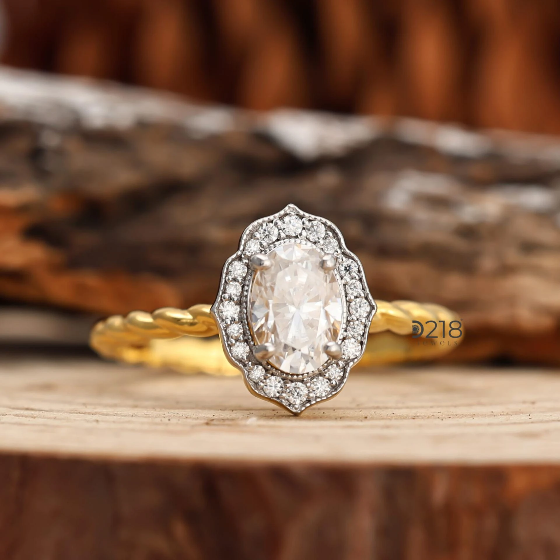 Oval Solitaire Engagement Ring — Everything You Need to Know