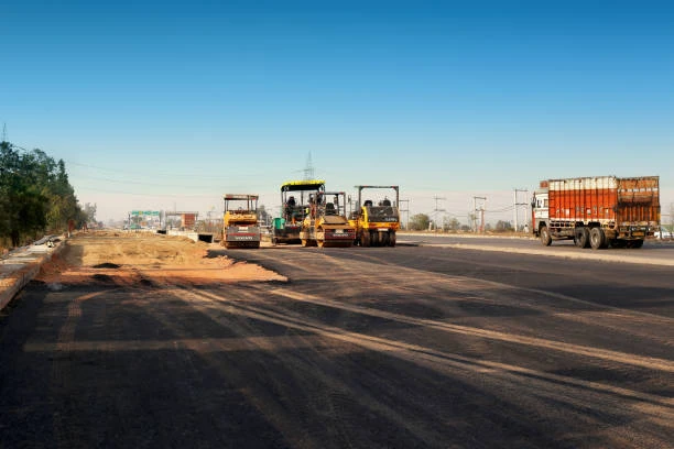 What to look for in asphalt delivery for urban and regional roads