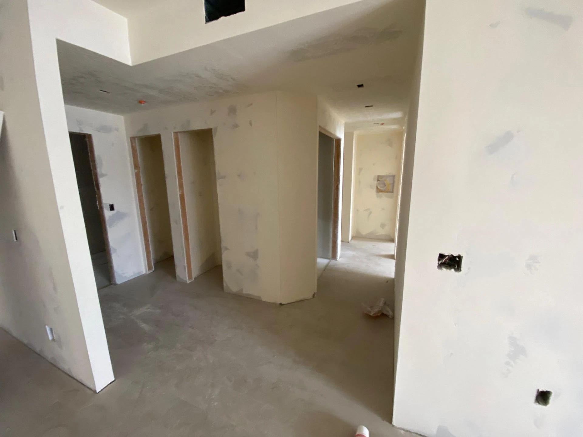 Why A Commercial Carpenter Boise ID Adds Precision To Business Renovations