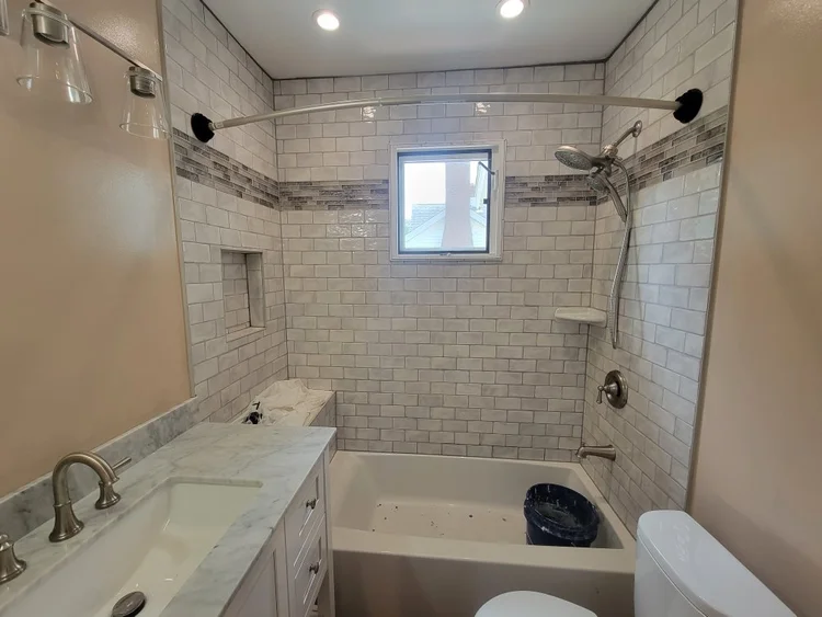 How Do I Choose Bathroom Renovation Contractors Near Me?