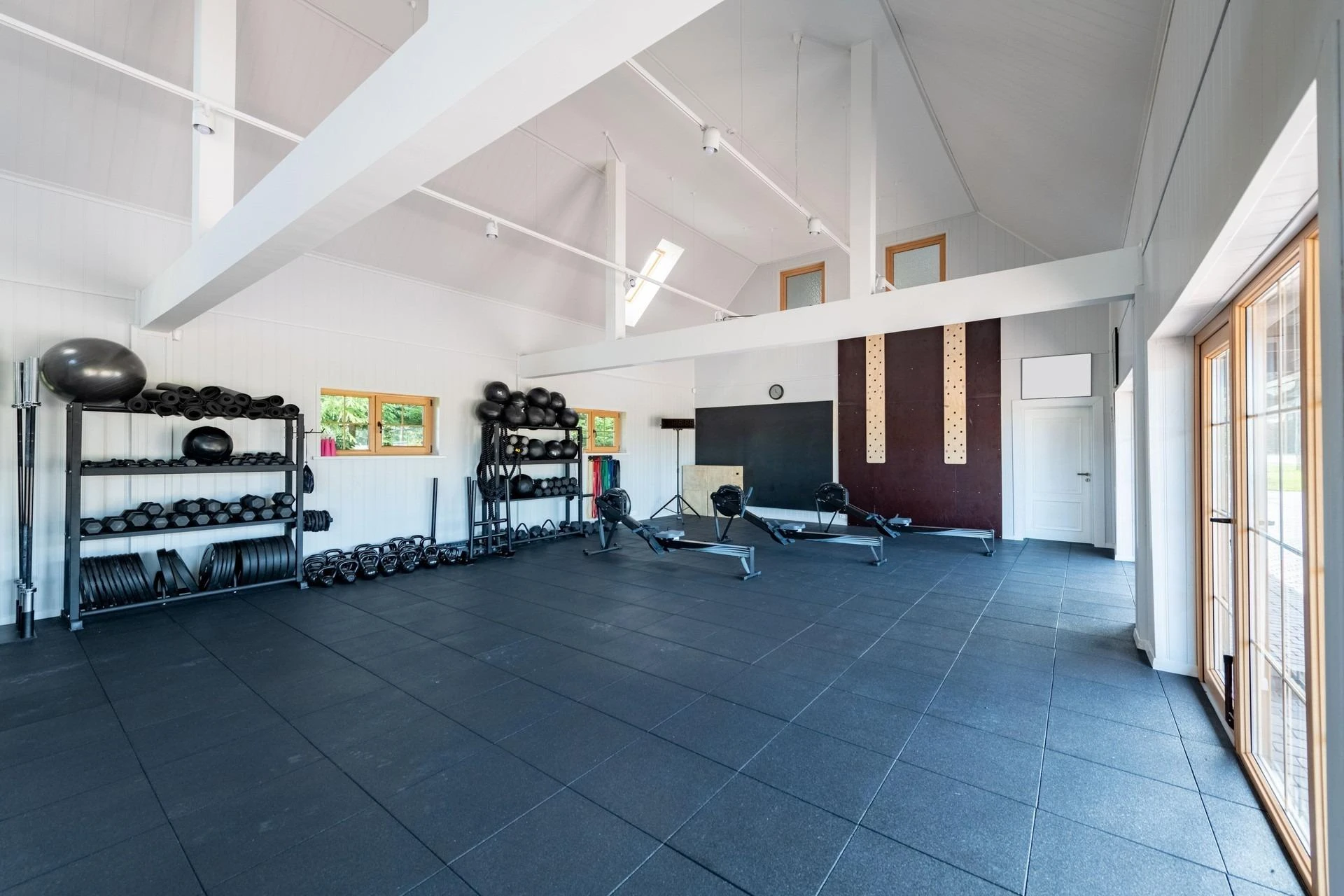 Expert Gym Layout Planner for Efficient Commercial Gym Floor Plans