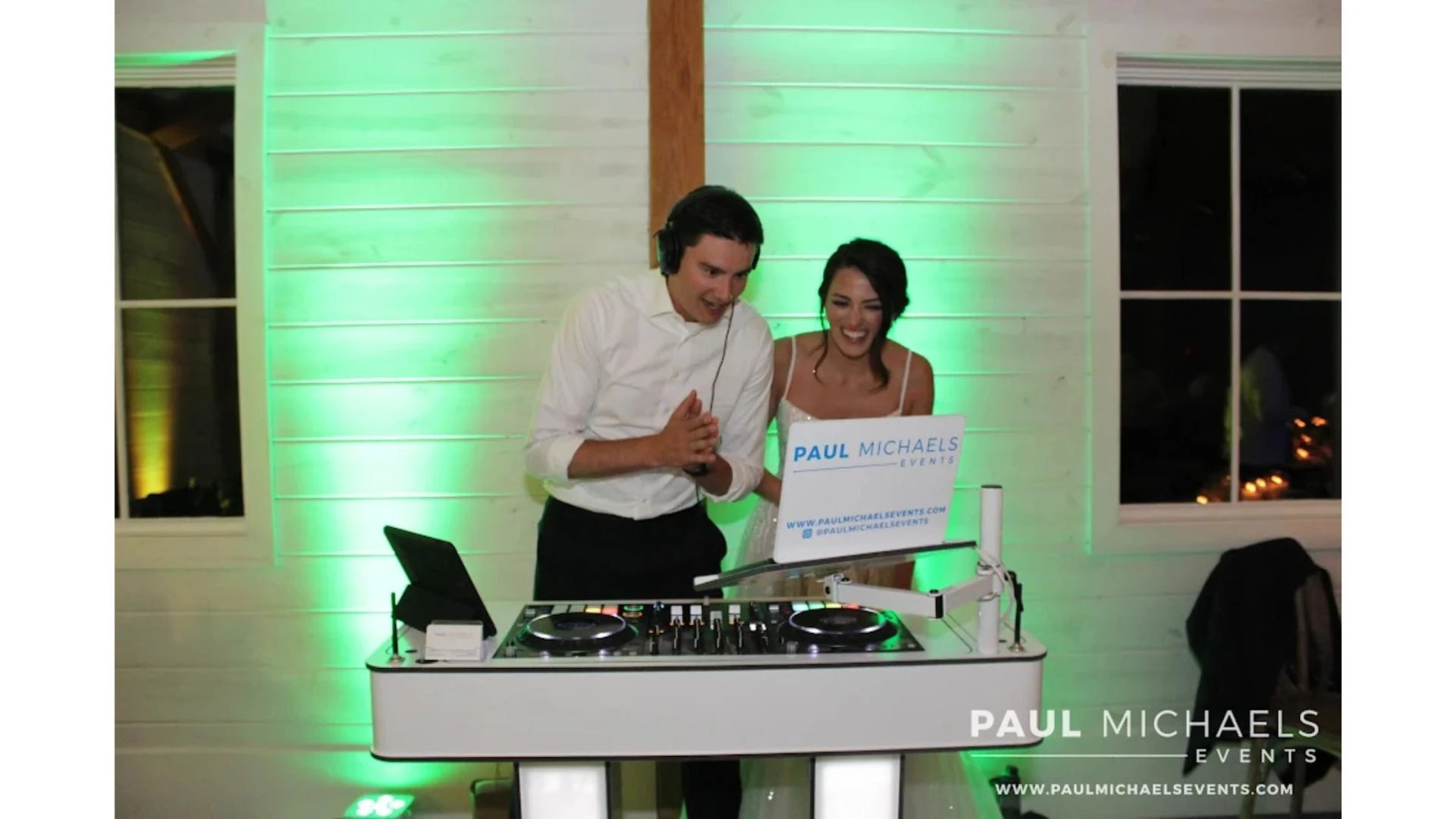 What Mistakes Do Companies Make When Hiring a DJ for Corporate Parties?