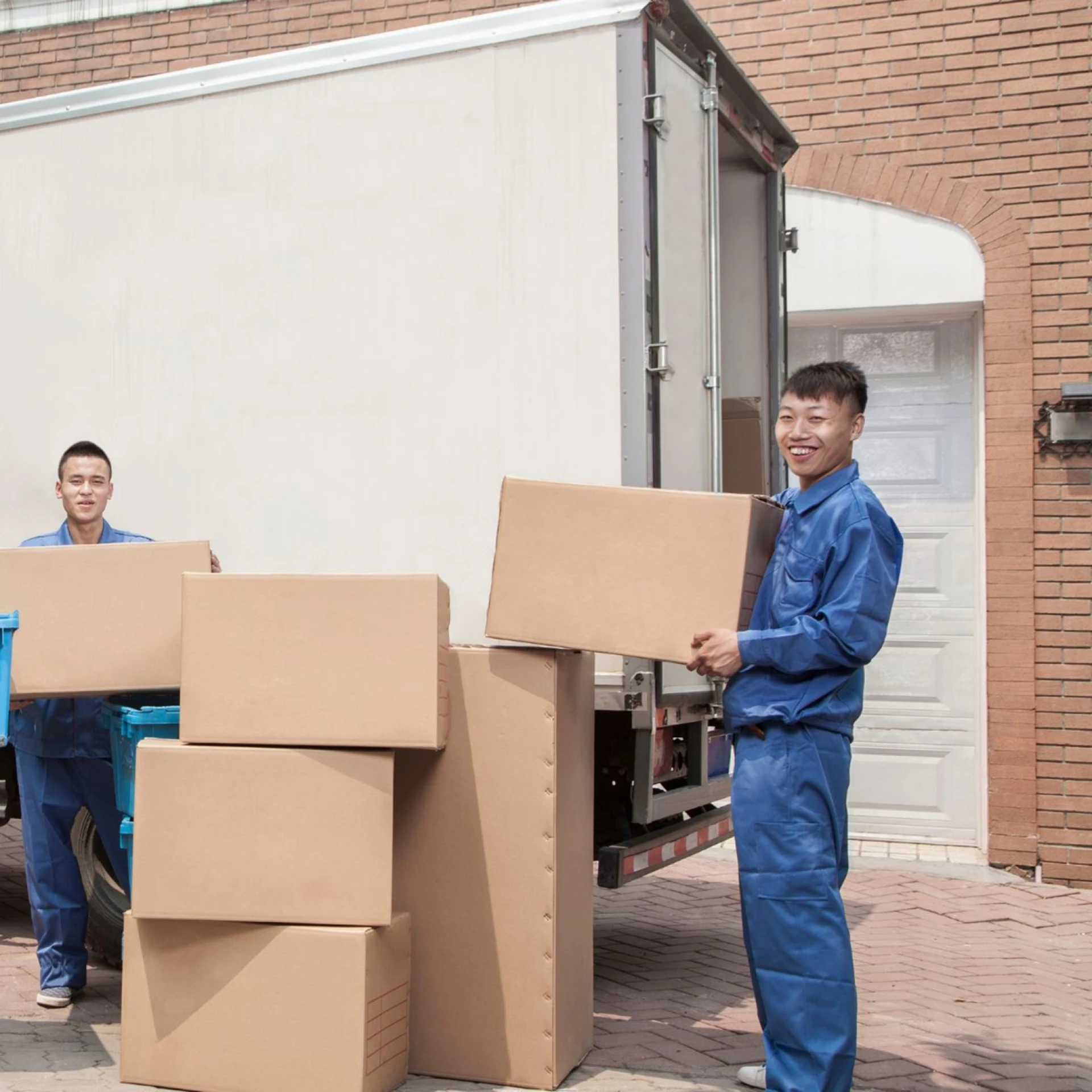 Reliable Moving Services for Local and Long Distance Relocation