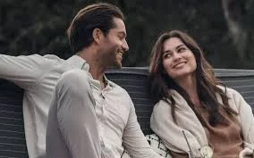 Finding Meaningful Connections in Fast-Paced Cities