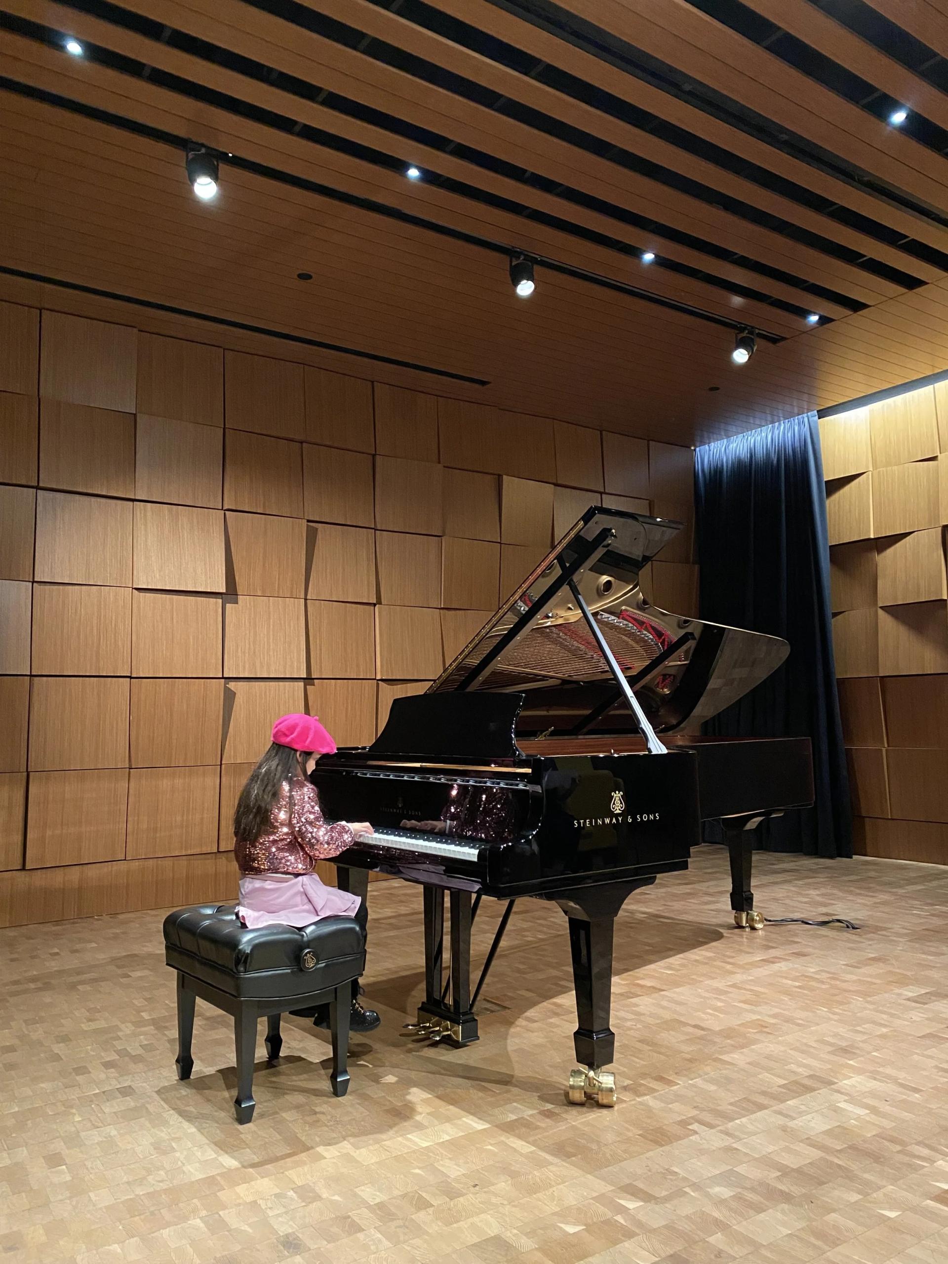 Piano Lessons – Start Your Musical Journey with Expert Guidance