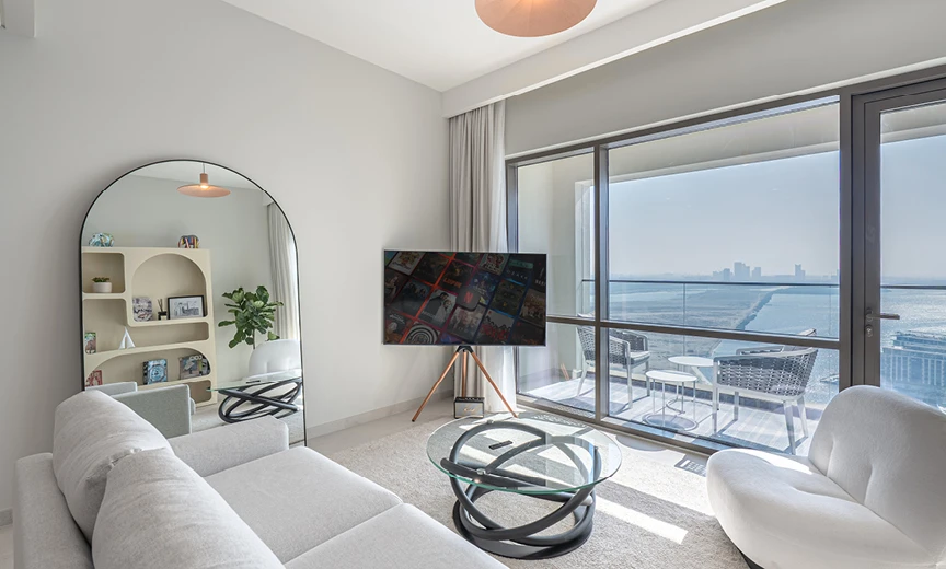 Dubai Vacation Rentals vs Hotels: Which Stay Is Better for Travelers?