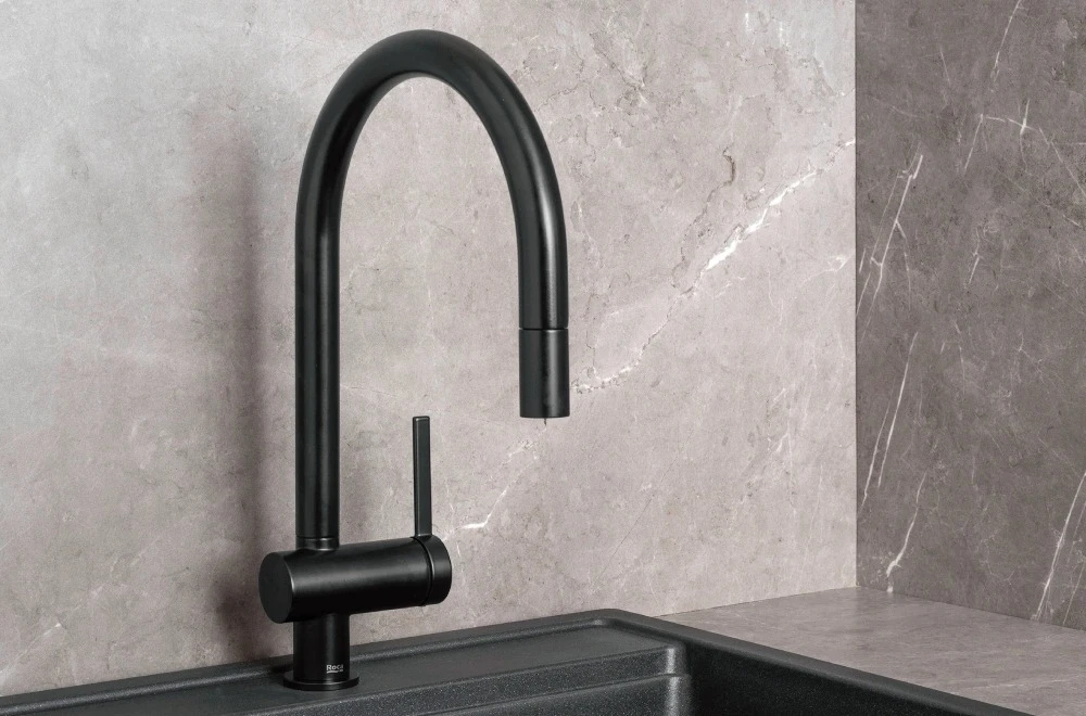Traditional vs Contemporary Basin Faucets: Style Guide
