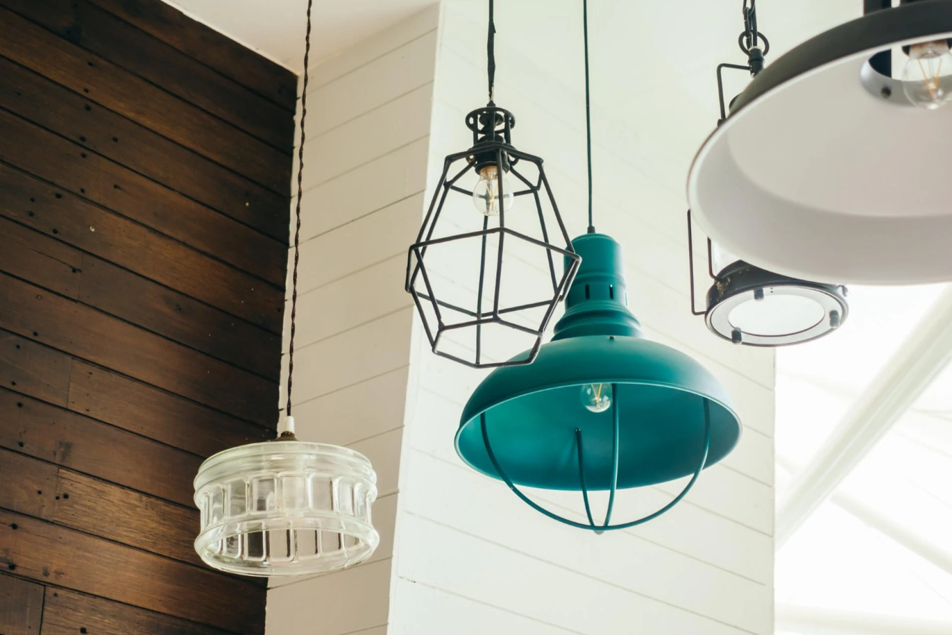 What Is the Most Recommended Lighting Store in Brampton?