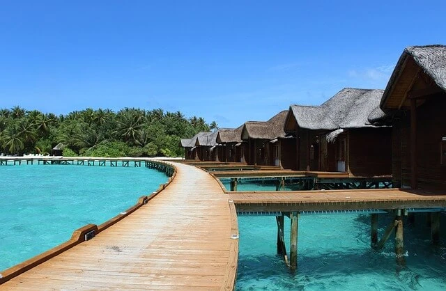 Beach Villa vs Water Villa in Maldives: Which One Should You Choose?
