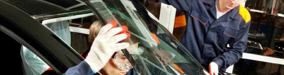 Repair Windscreen Chip or Windscreen Replacement? Choose What's Better for Safer Driving in Docklands