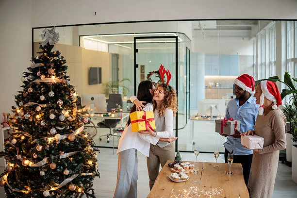 Elevating Business Relationships: The Ultimate Guide to Strategic Gifting in Dubai